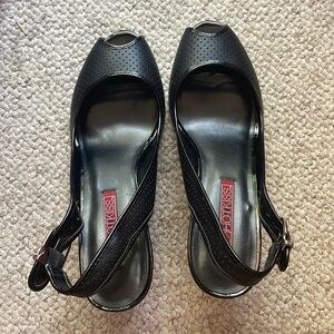 Like new! Y2K black heels